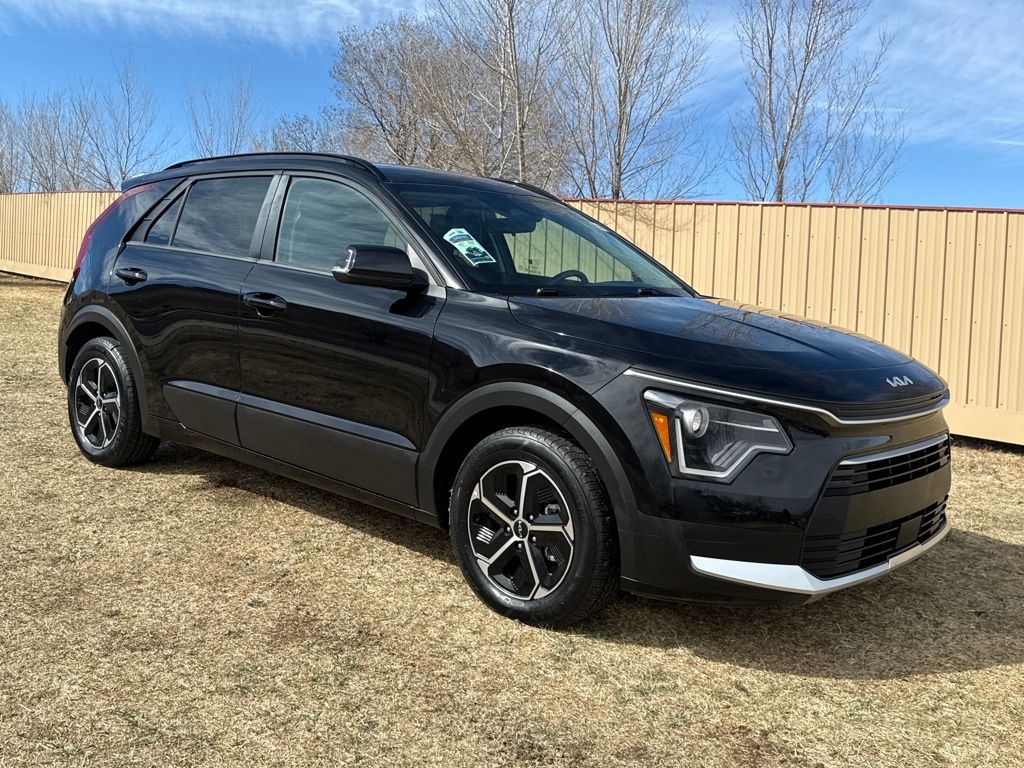 2023 Kia Niro EX FWD
