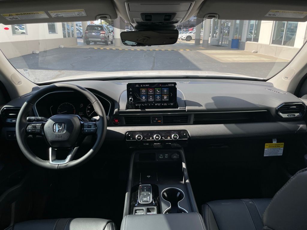 Thumbnail: 2025 Honda Pilot - 10