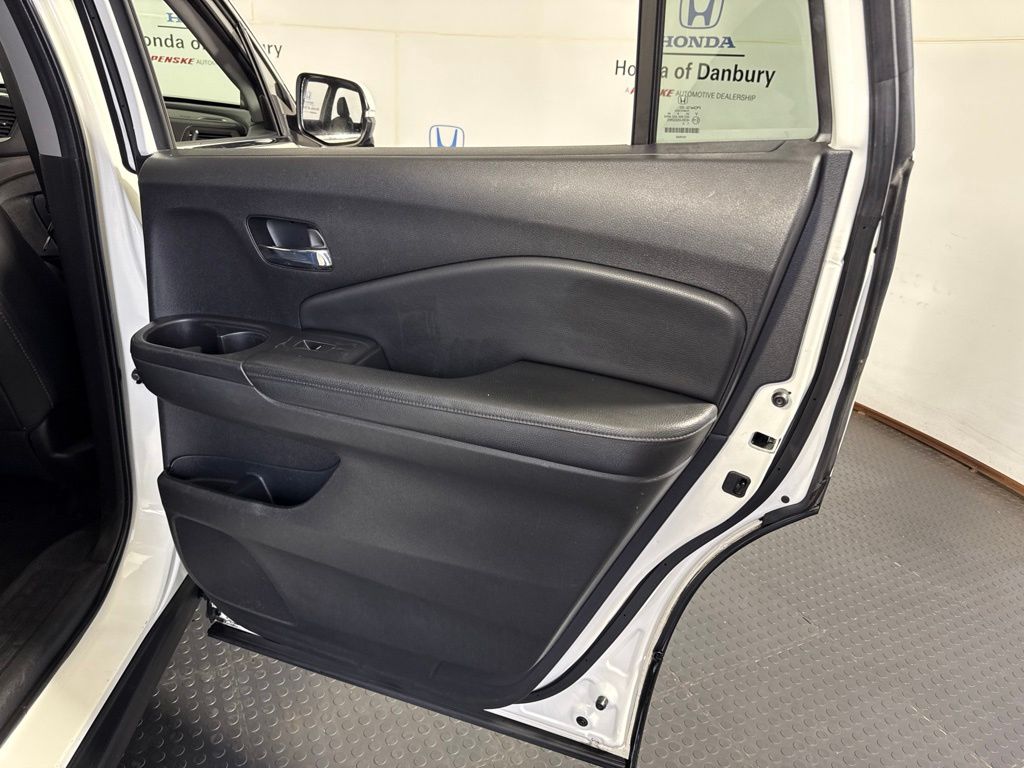 Thumbnail: 2018 Honda Pilot - 7