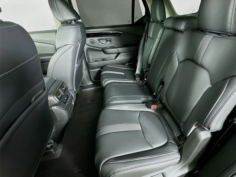 New Car 2025 Honda Pilot  Touring For Sale Under $50,000 In Austin, Texas