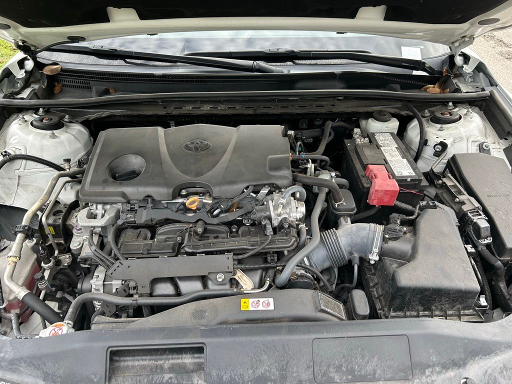 Thumbnail: 2021 Toyota Camry - 11