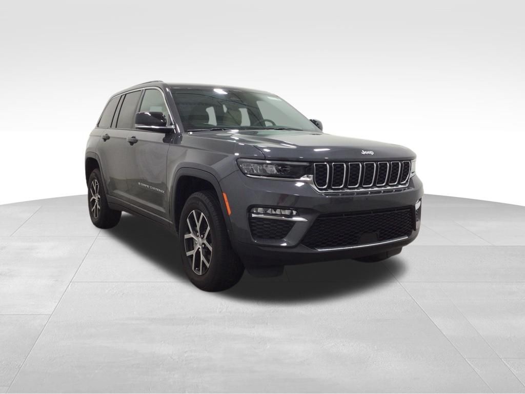 Used 2025 Jeep Grand Cherokee SUV