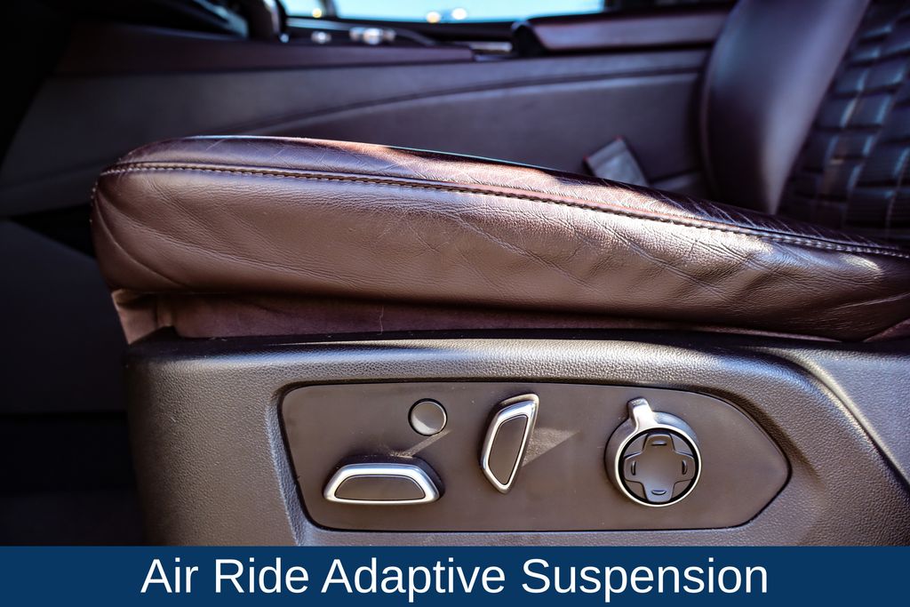 CadillacEscalade ESV11