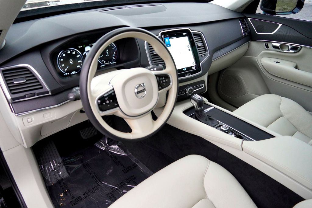 Used Car 2020 Volvo Xc90  T5 Momentum For Sale Under $20,000 In Taylor, Texas