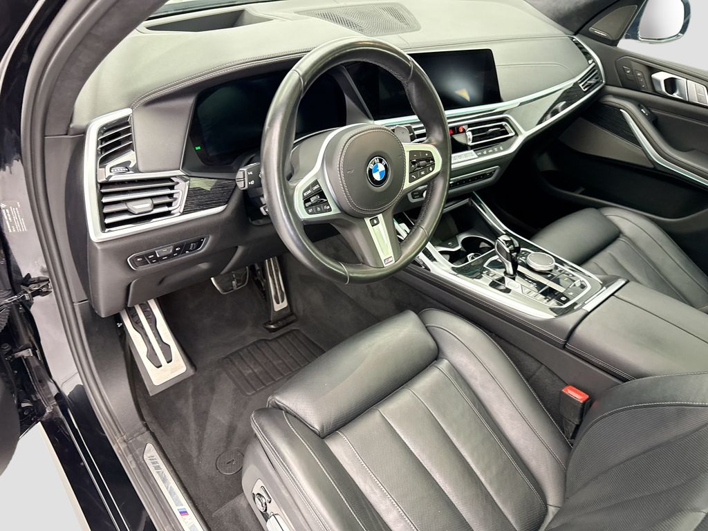 Thumbnail: 2021 BMW X7 - 9