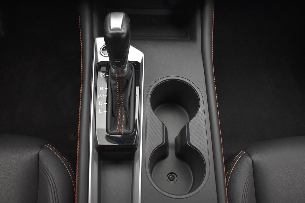 2022 Nissan Altima SR 27