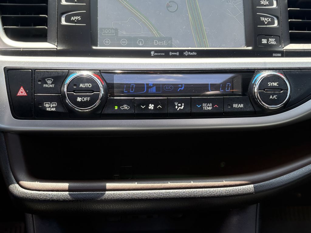 2019 Toyota Highlander XLE Gray at Gullo Toyota