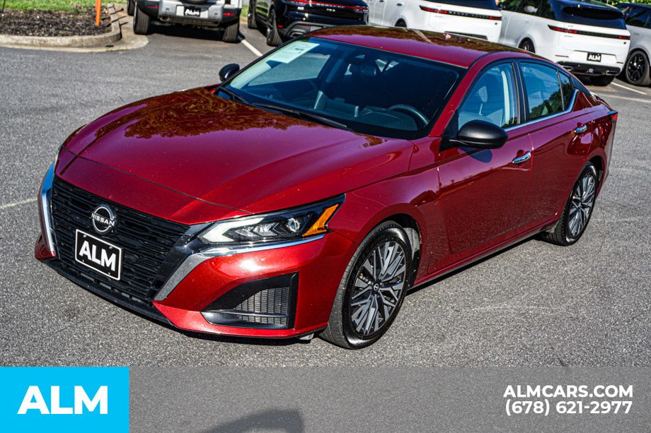 Used 2024 Red Nissan 2.5 SV image 14