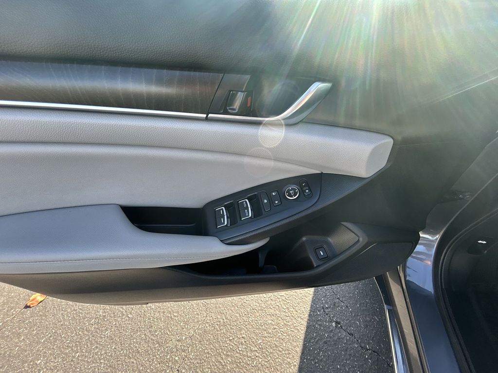 Thumbnail: 2020 Honda Accord - 13