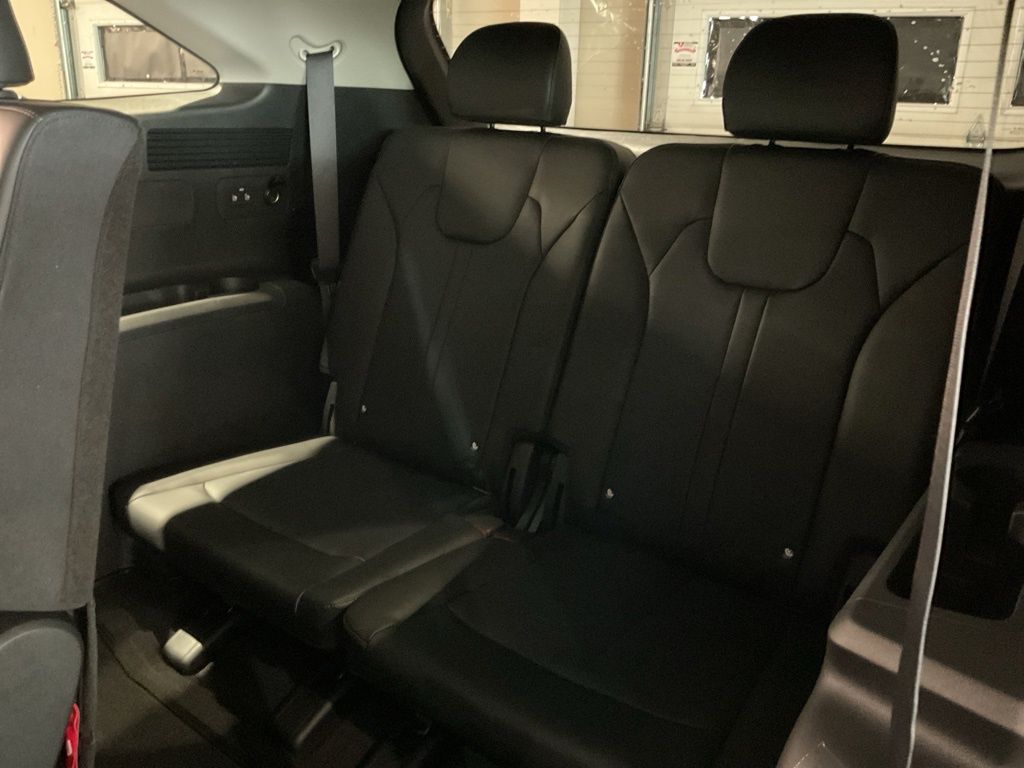 New 2026 White Kia EX image 19