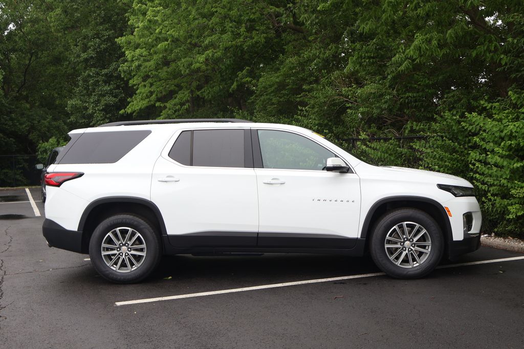 Thumbnail: 2023 Chevrolet Traverse - 10
