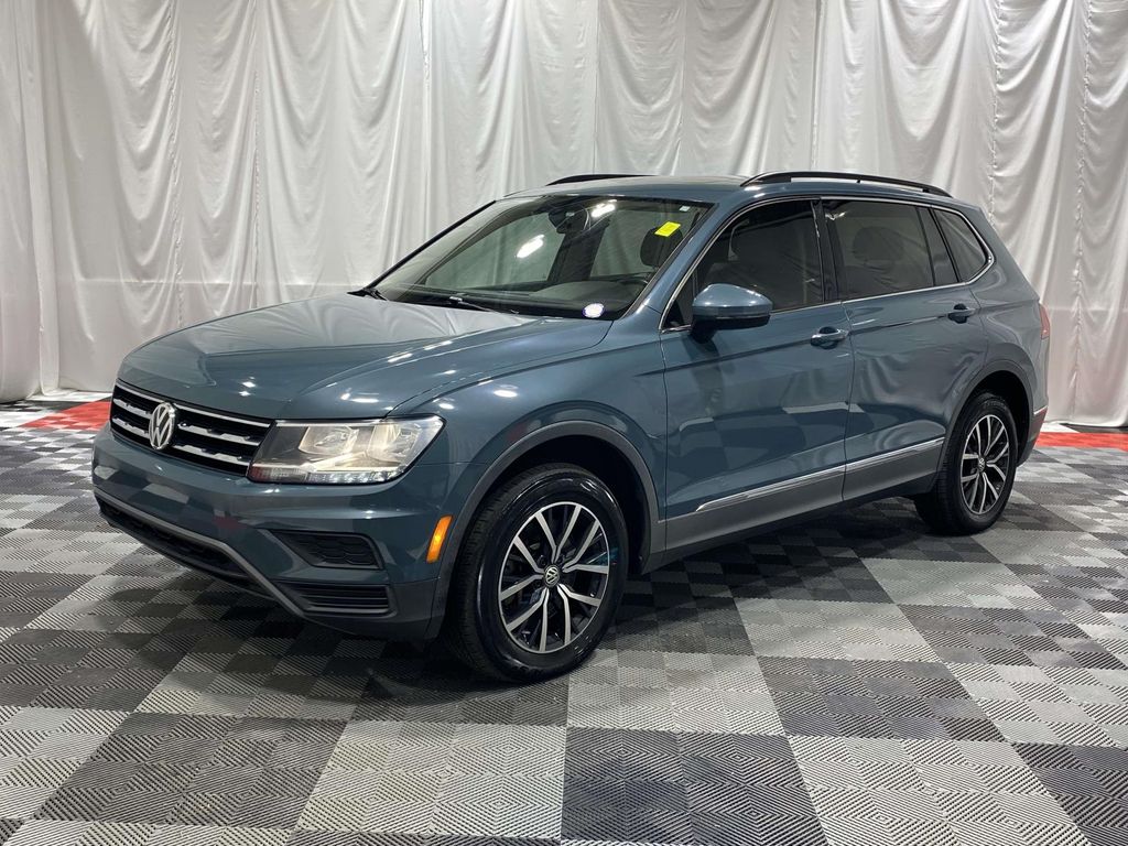 Blue Metallic 2020 Volkswagen Tiguan SE FWD SUV / Crossover Front-Wheel Drive 8-Speed Automatic