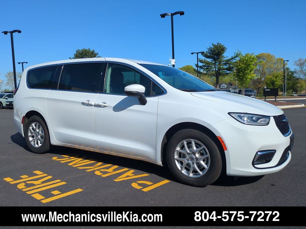 2023 Chrysler Pacifica Touring L FWD
