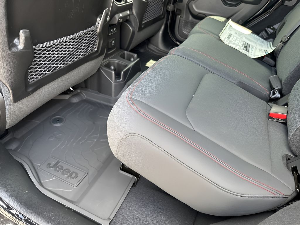 New Car 2025 Jeep Wrangler  Rubicon For Sale Under $70,000 In Austin, Texas