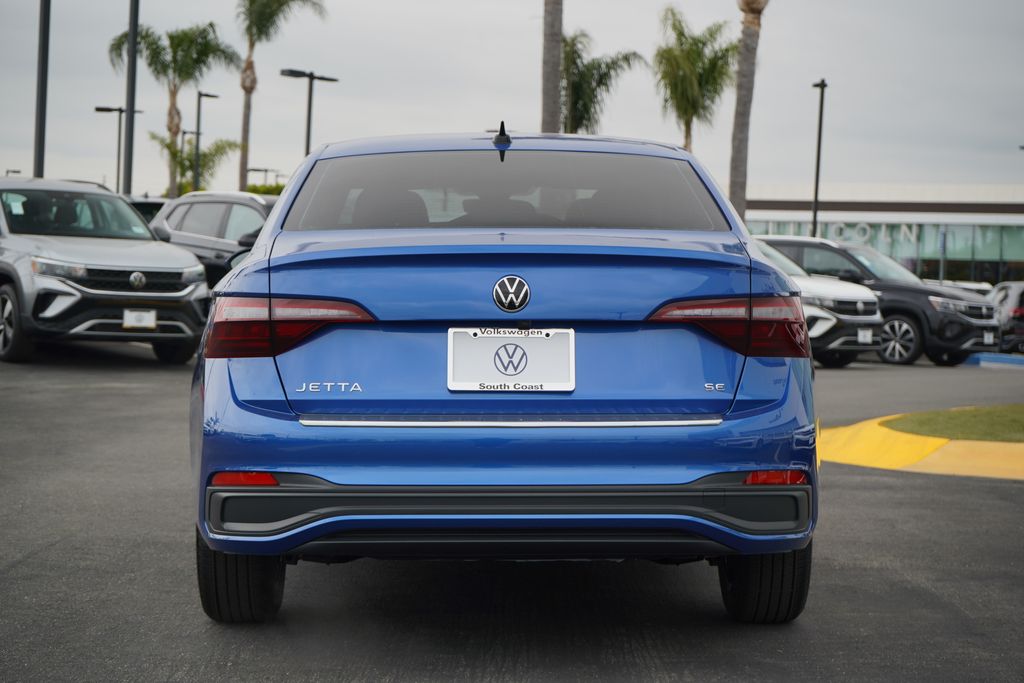 2024 Volkswagen Jetta SE 4