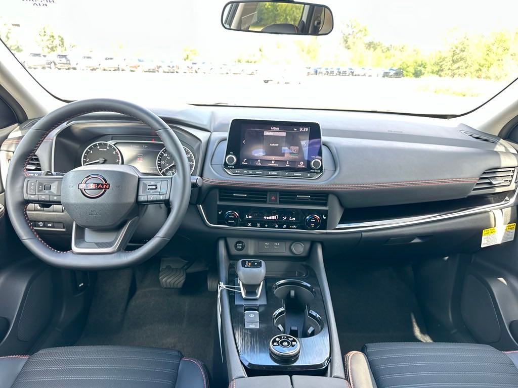 2025 Nissan Rogue Rock Creek photo