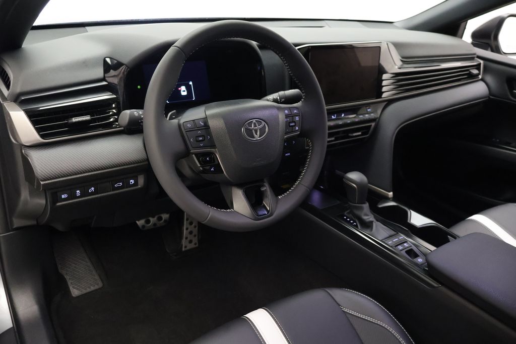 Thumbnail: 2025 Toyota Camry - 15