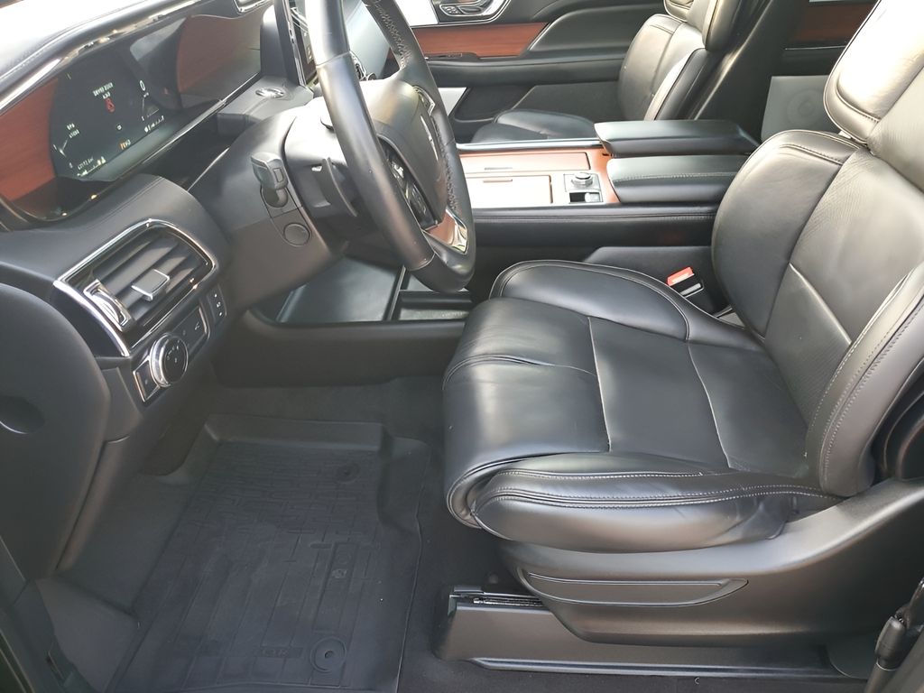 Used Car 2018 Lincoln Navigator L  Reserve For Sale Under $40,000 In Austin, Texas