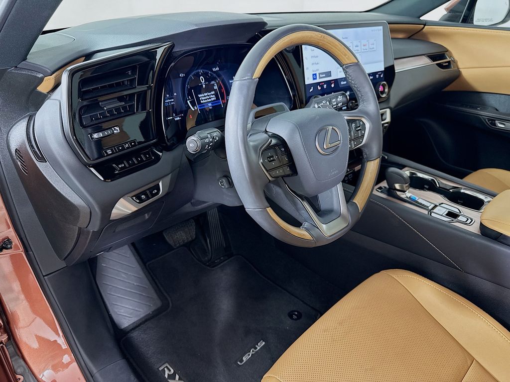 Thumbnail: 2025 Lexus RX - 9