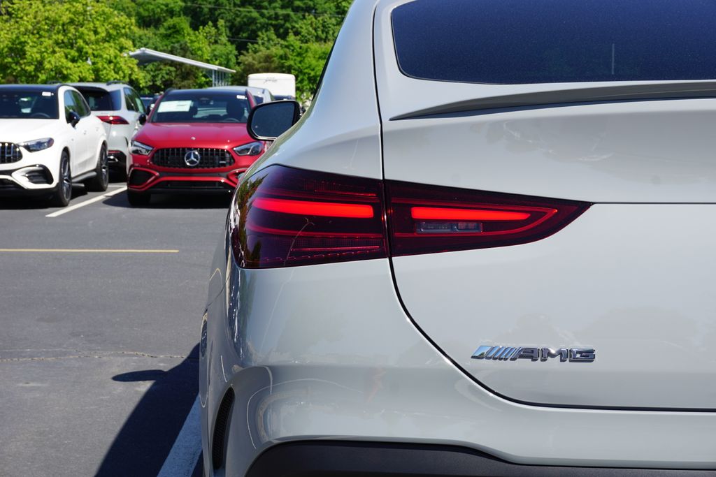 Thumbnail: 2025 Mercedes-Benz GLE - 17