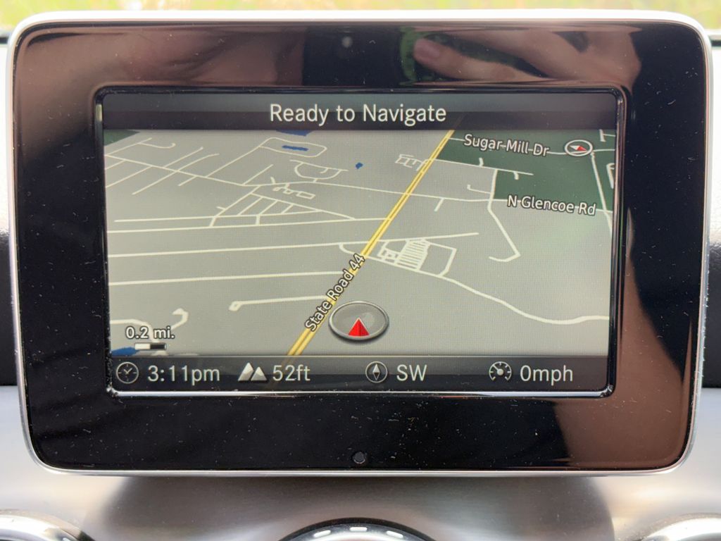 Certified Used 2017 White Mercedes-Benz GLA 250 image 25