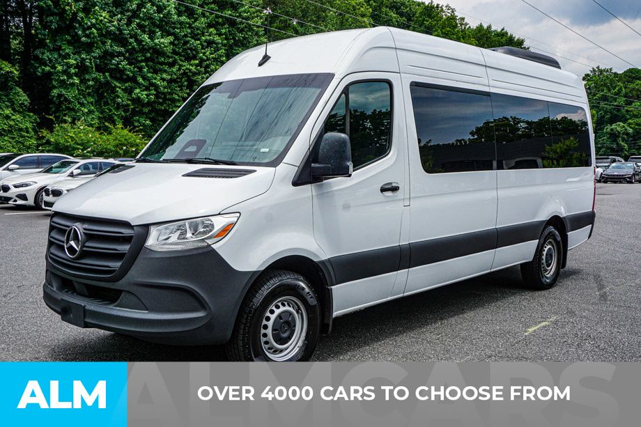 Used 2025 Silver Mercedes-Benz Passenger 170 WB image 2