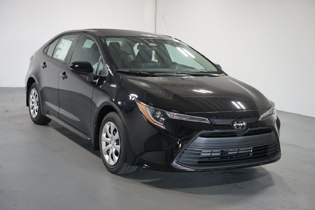 Thumbnail: 2026 Toyota Corolla - 3