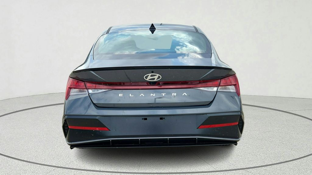 2026 Hyundai Elantra