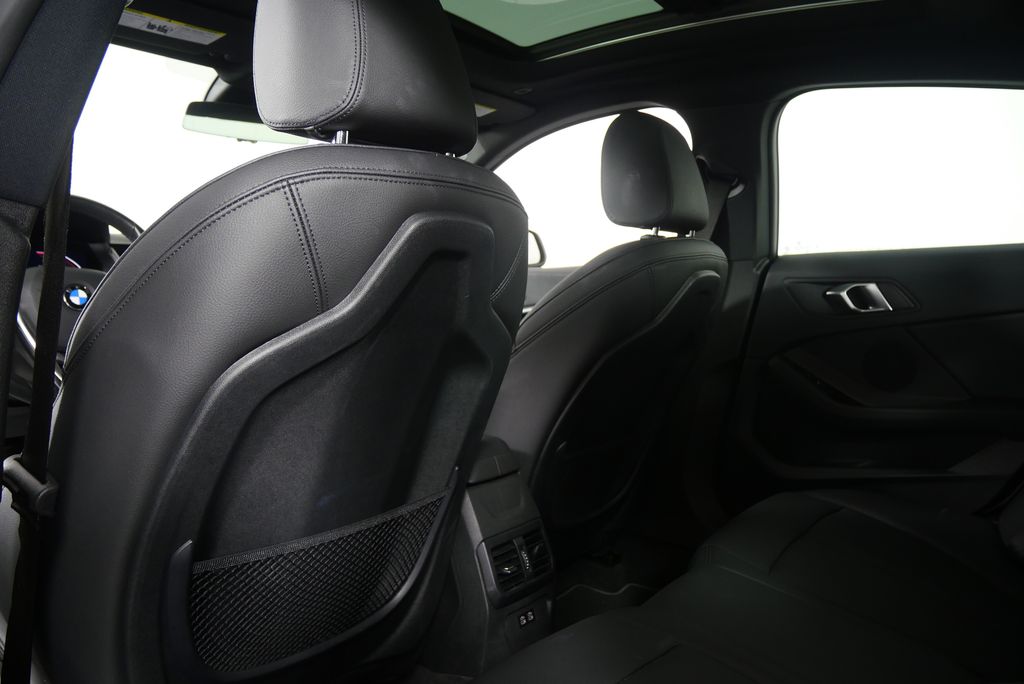 Thumbnail: 2024 BMW 2 Series - 17