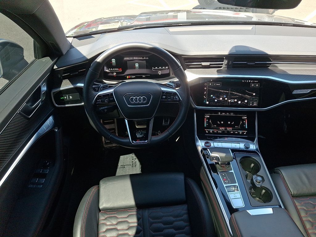 Thumbnail: 2021 Audi RS 6 - 11