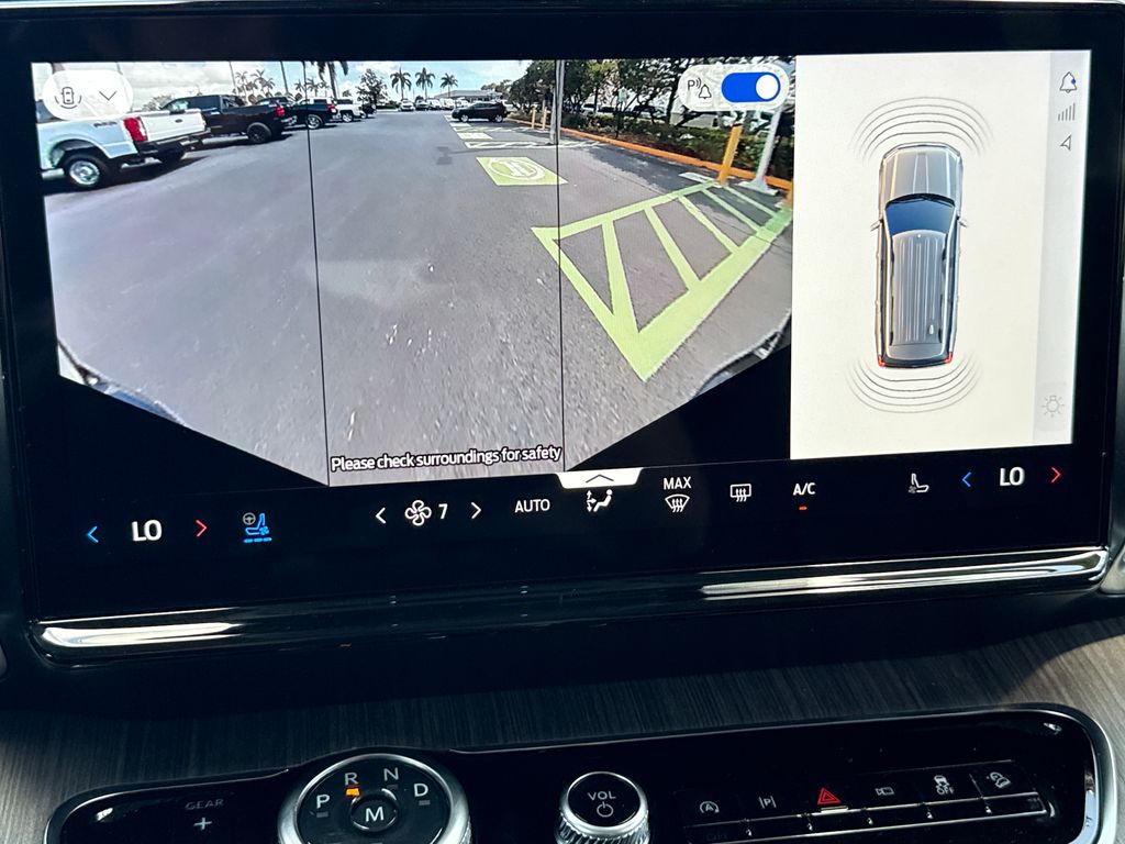New 2026 Black Ford Platinum image 26