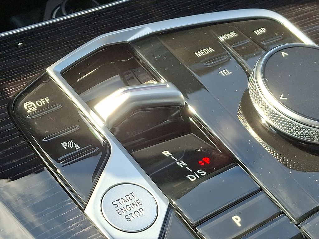 Thumbnail: 2026 BMW X5 - 7