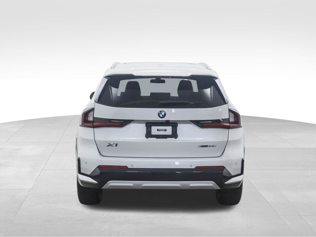 Thumbnail: 2023 BMW X1 - 4