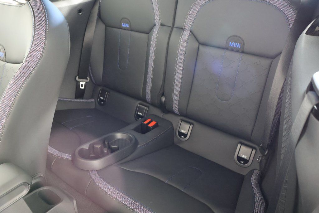 Thumbnail: 2026 MINI Cooper - 8