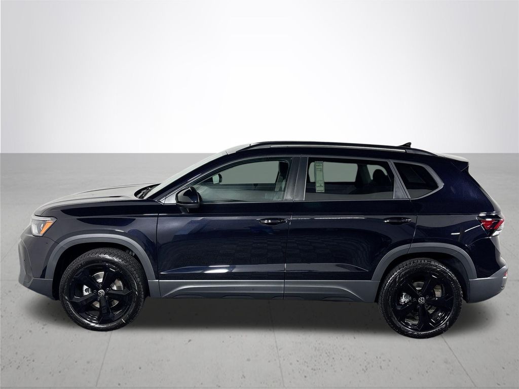 2025 Volkswagen Taos 1.5T SE Black