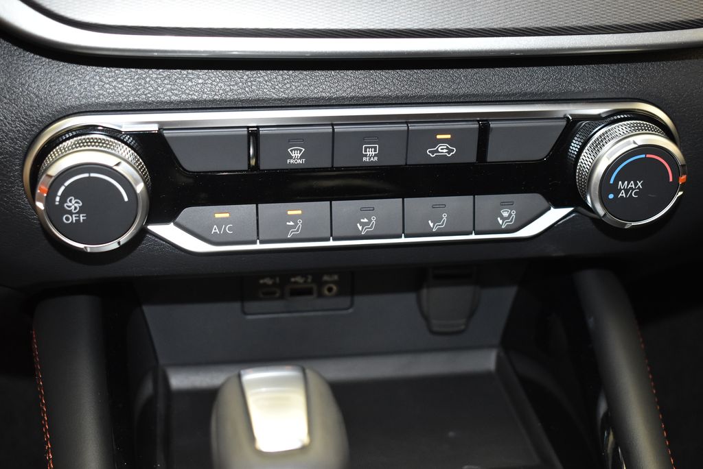 Thumbnail: 2025 Nissan Altima - 22