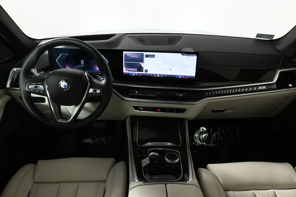 2025 BMW X5 xDrive40i 16