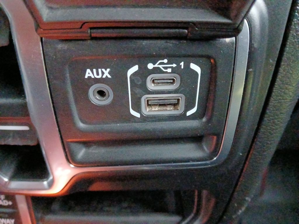 Used Car 2020 Jeep Gladiator  Rubicon For Sale Under $35,000 In Austin, Texas