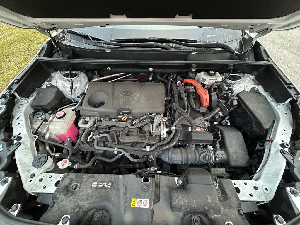 Thumbnail: 2021 Toyota RAV4 - 10