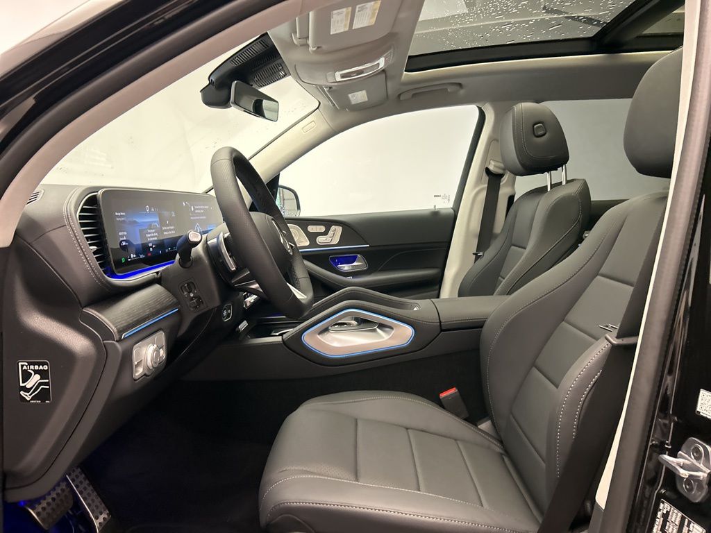 Thumbnail: 2026 Mercedes-Benz GLS - 12