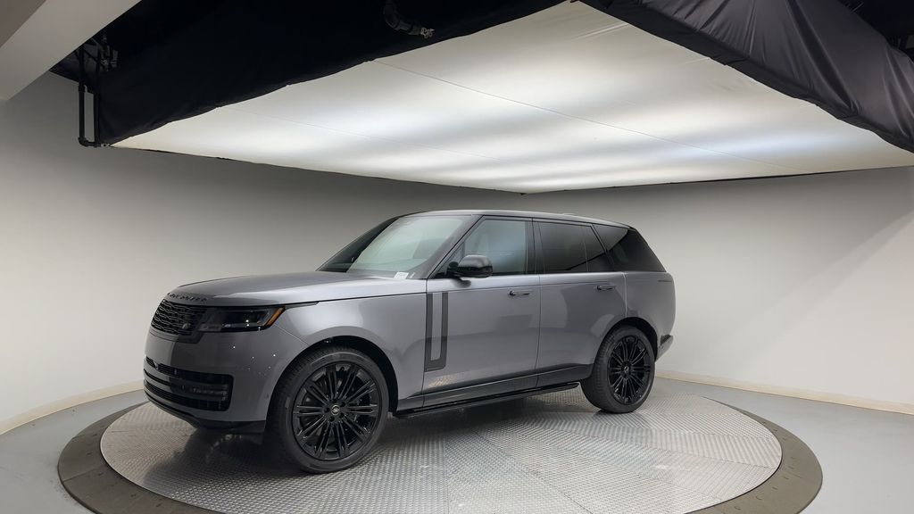 Thumbnail: 2025 Land Rover Range Rover - 4