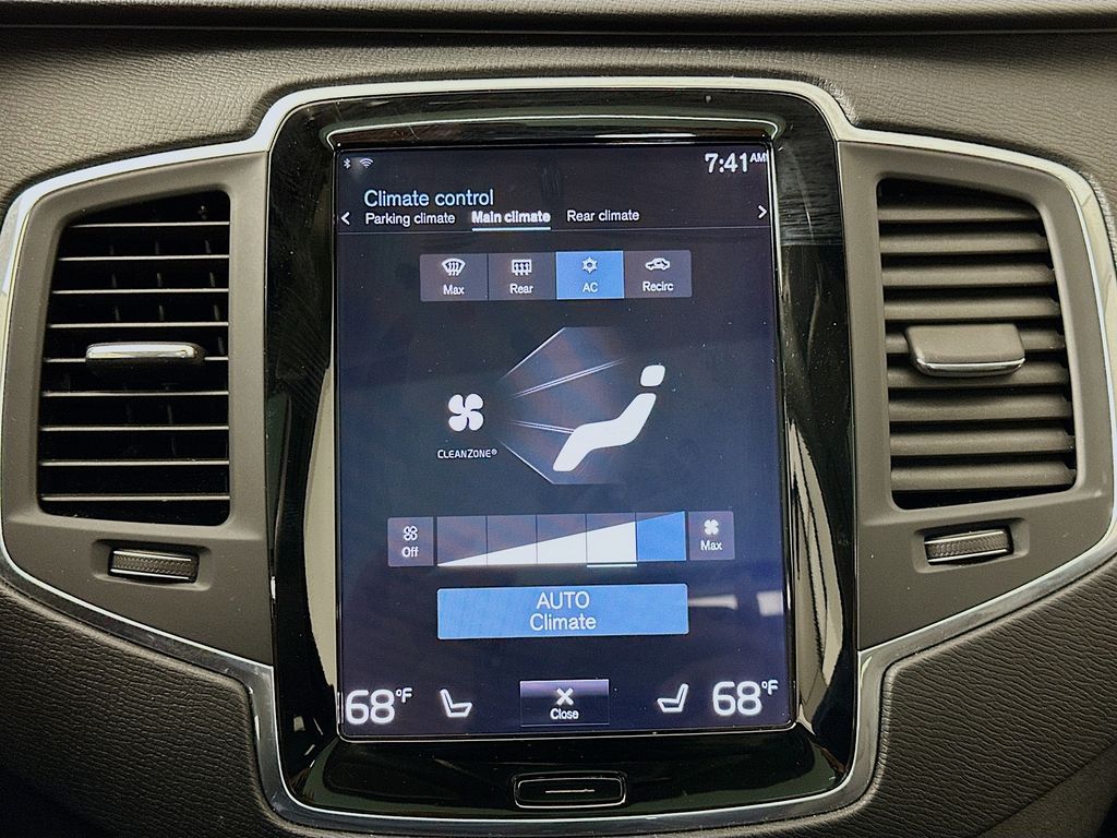 Thumbnail: 2018 Volvo XC90 - 16