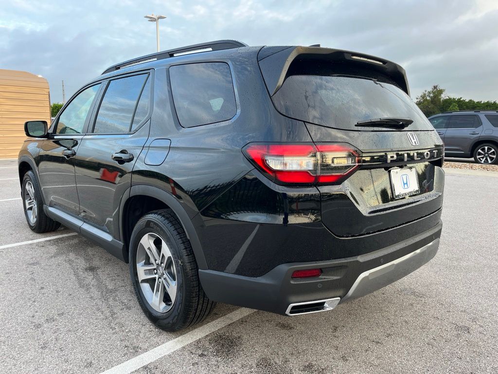 Thumbnail: 2026 Honda Pilot - 4