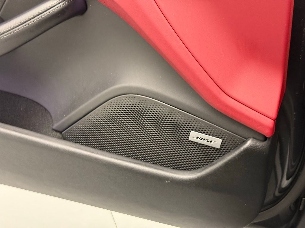 2022 Porsche Taycan  19