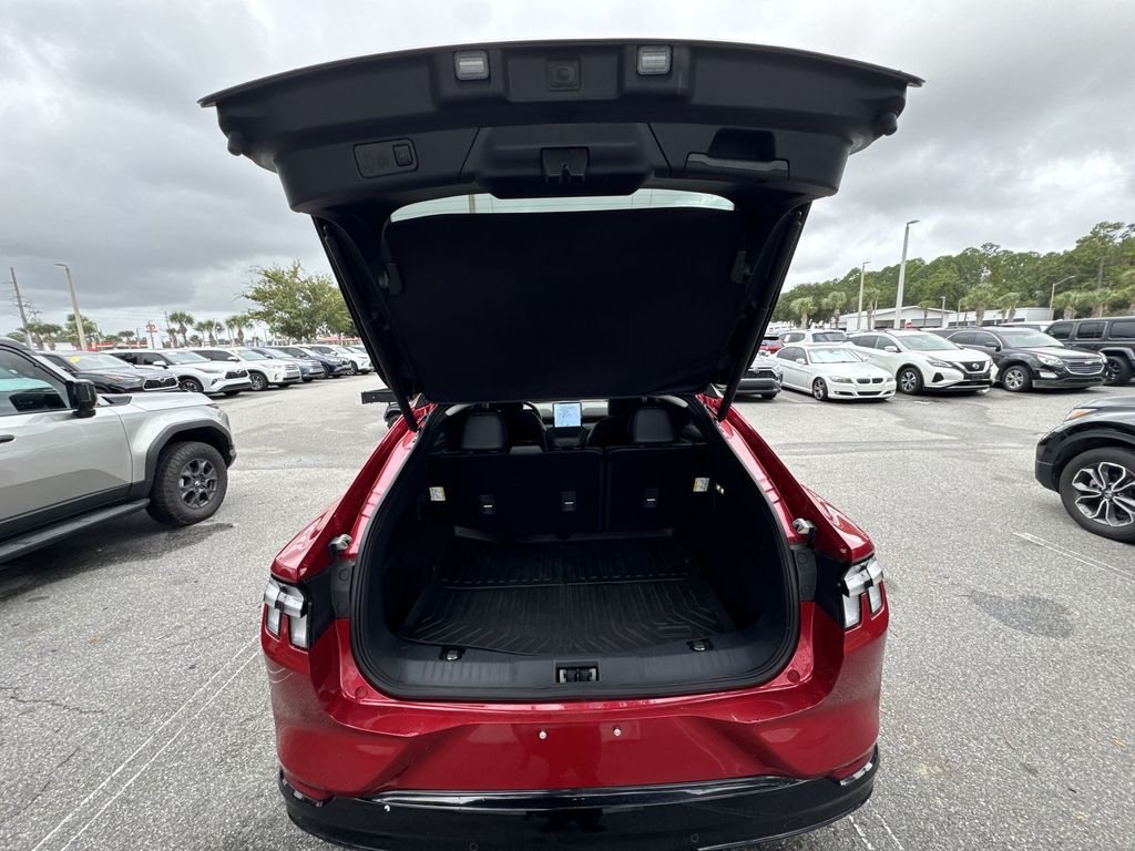 Used 2022 Ford Mustang Mach-E SUV