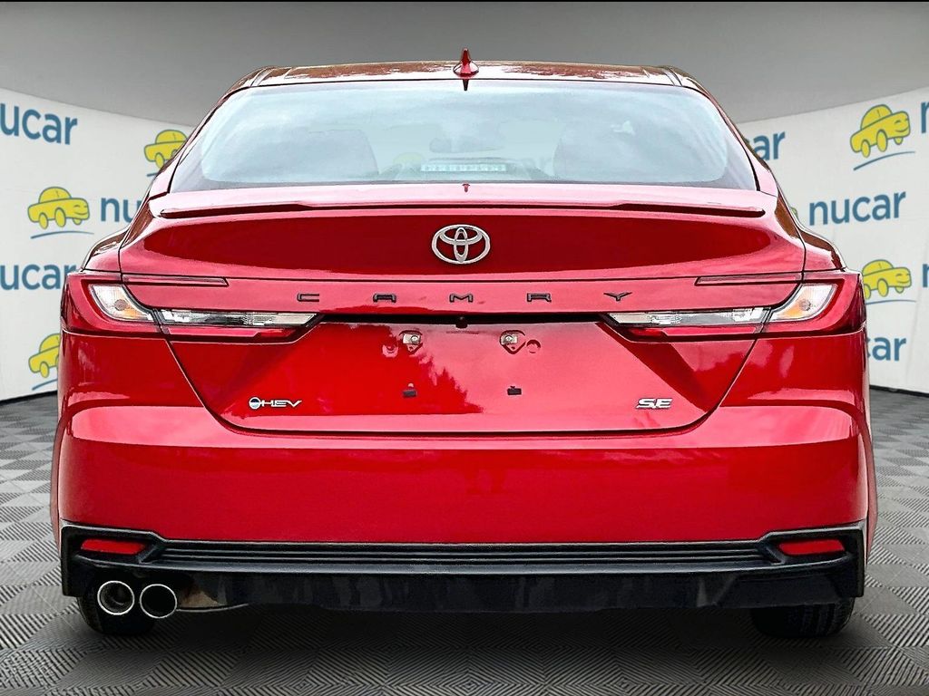 2025 Toyota Camry — photo 5
