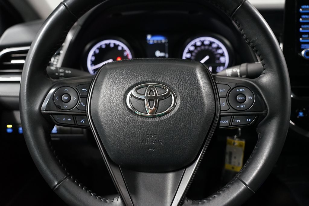 Thumbnail: 2024 Toyota Camry - 12