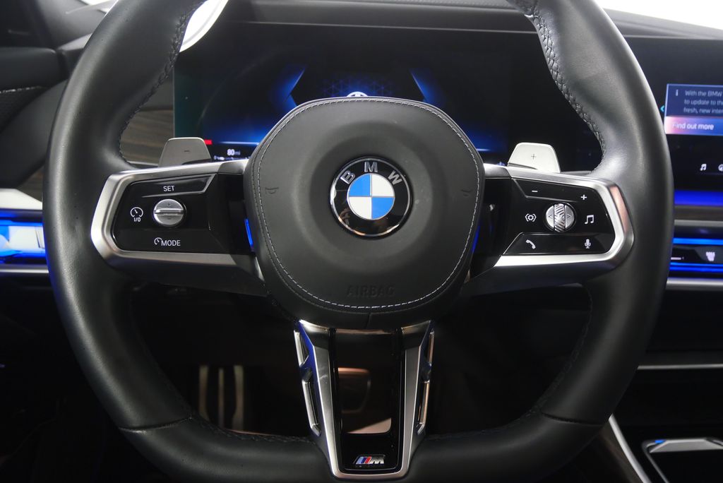Thumbnail: 2023 BMW 7 Series - 19