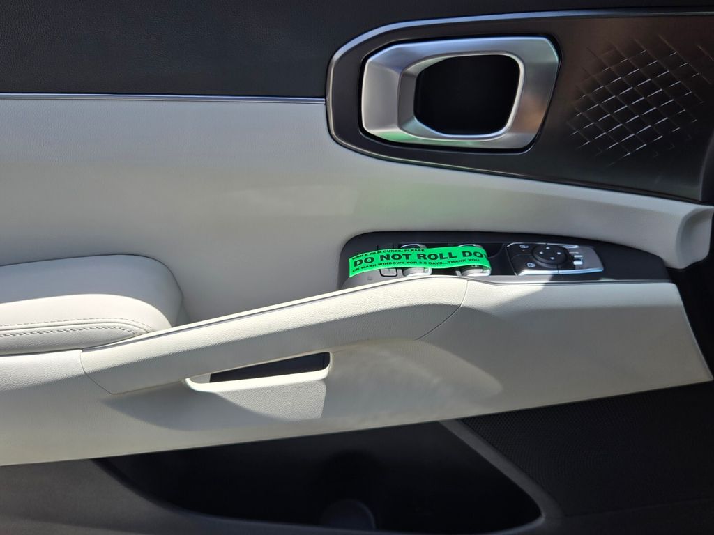 2026 Kia Sorento - $37,620