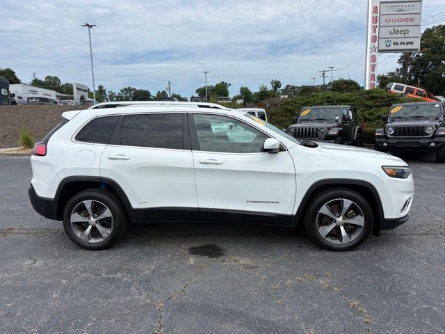 Used 2019 Jeep Cherokee Limited with VIN 1C4PJLDB8KD326486 for sale in Hendersonville, NC
